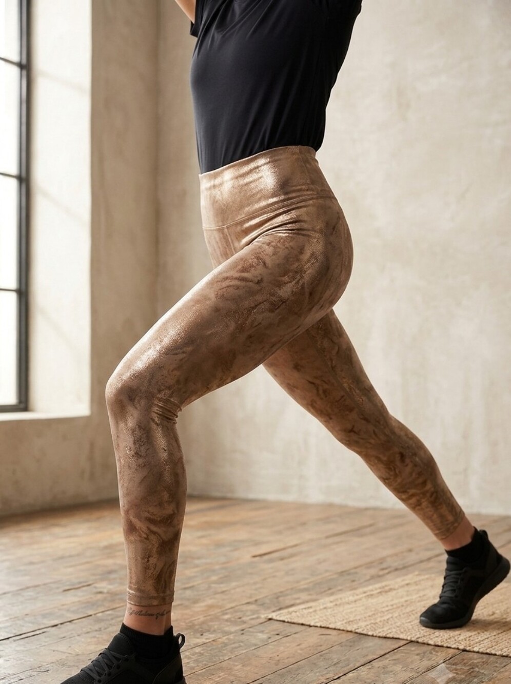 lululemon athletica Metallic Dot Print Leggings - Gold & Light Blue
